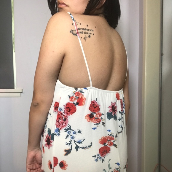 White Floral Print Maxi Dress - Picture 2 of 3